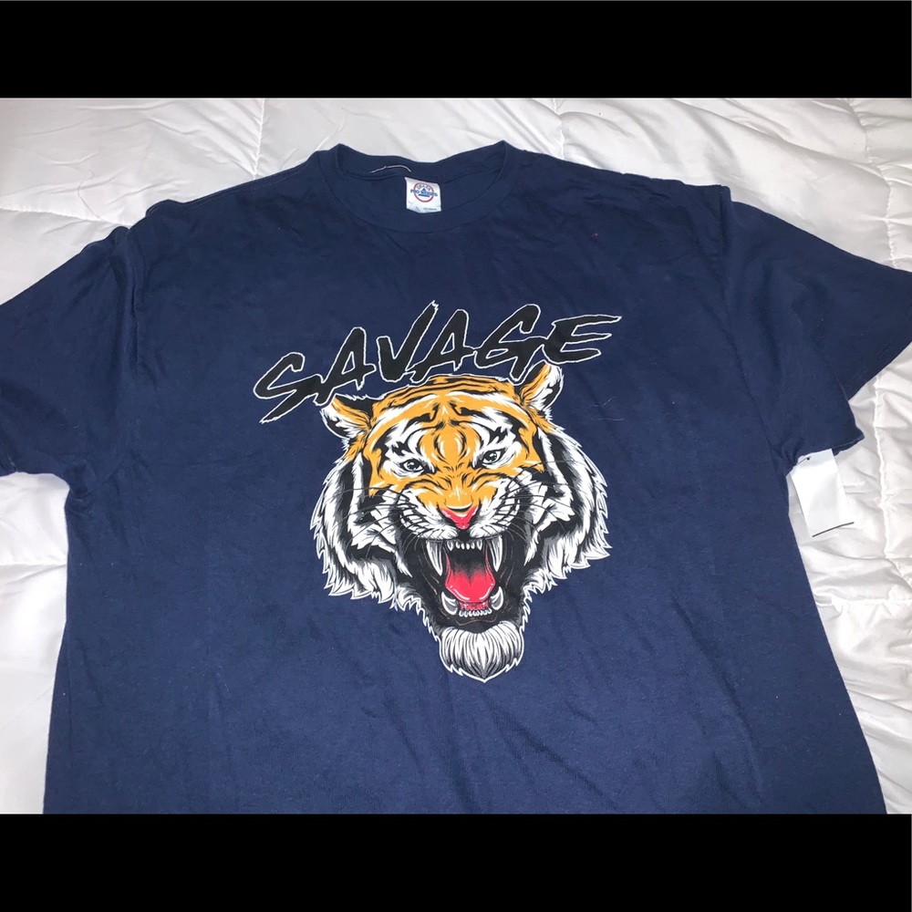 Men “Savage” Lion Tee